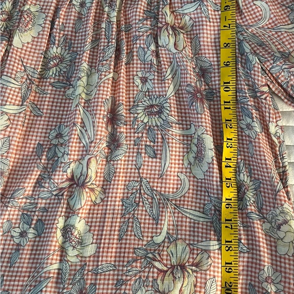 LC Lauren Conrad Square Neck Ling Sleeve Elastic Cuff Pink Gingham Floral Top S - Picture 3 of 7